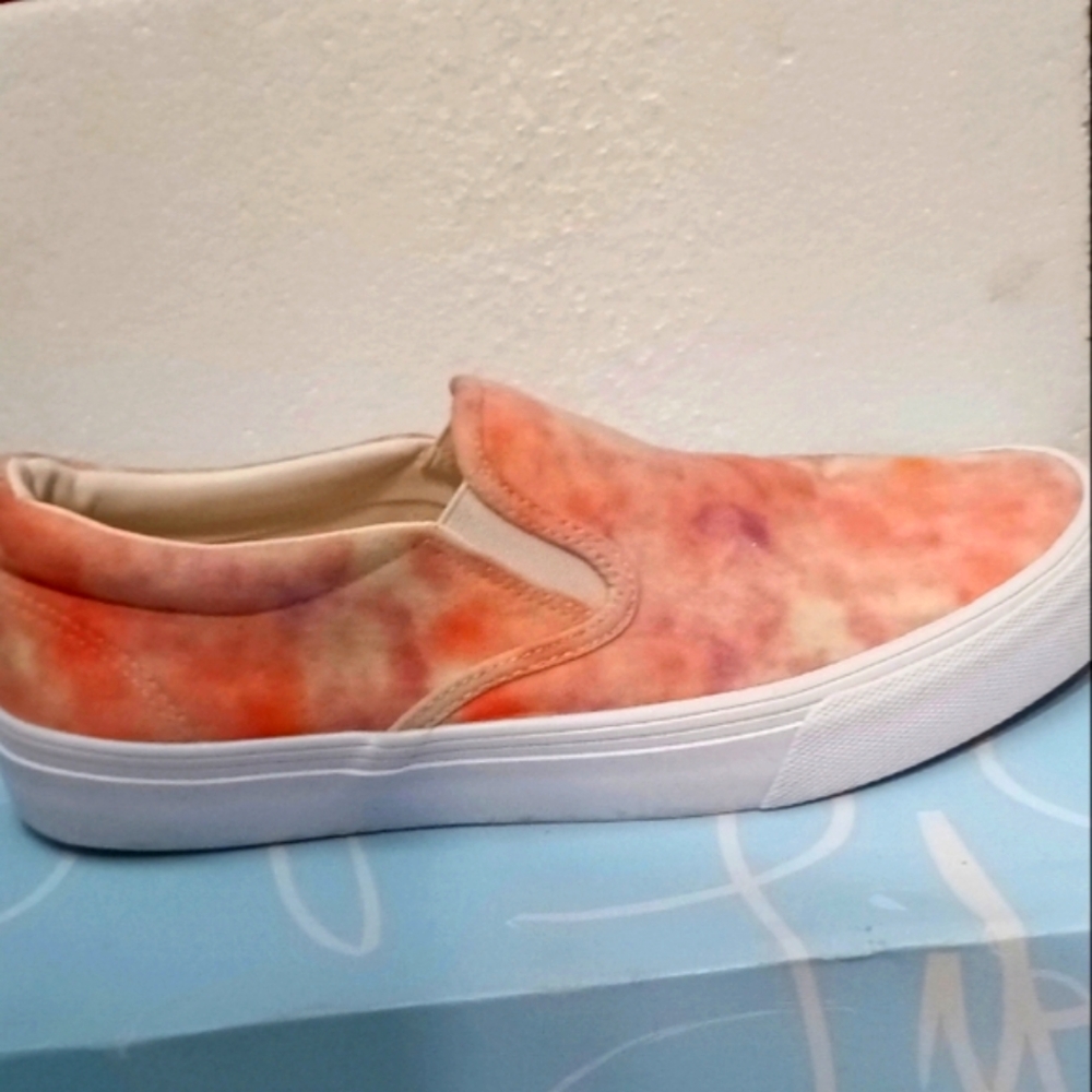 Slip on sneakers tye dyed orange/pink 7